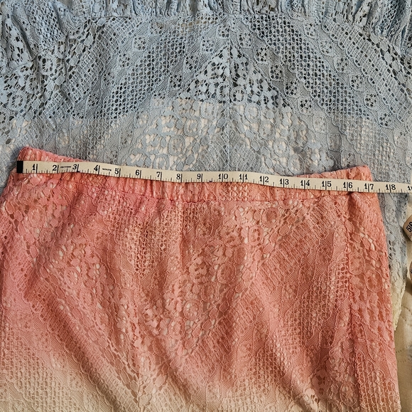 Ombre Lace Lined Skirt - Picture 4 of 9